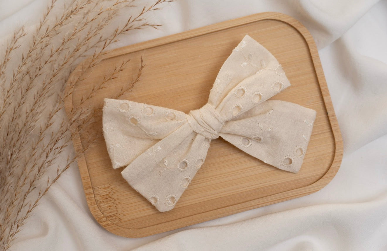 Bentiță Ivory Lace