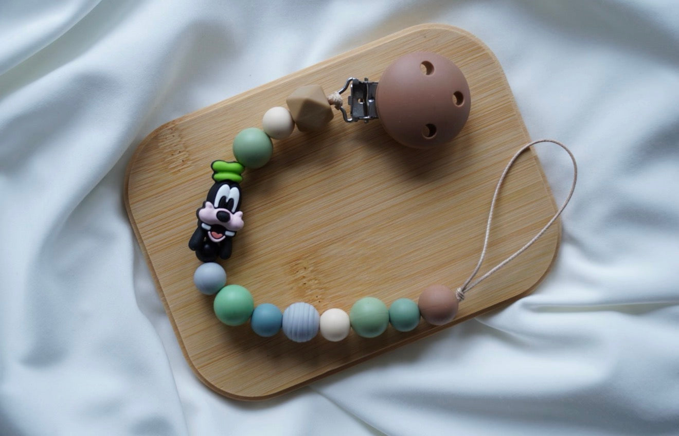🐾 Lănțișor pentru suzetă Goofy Sage