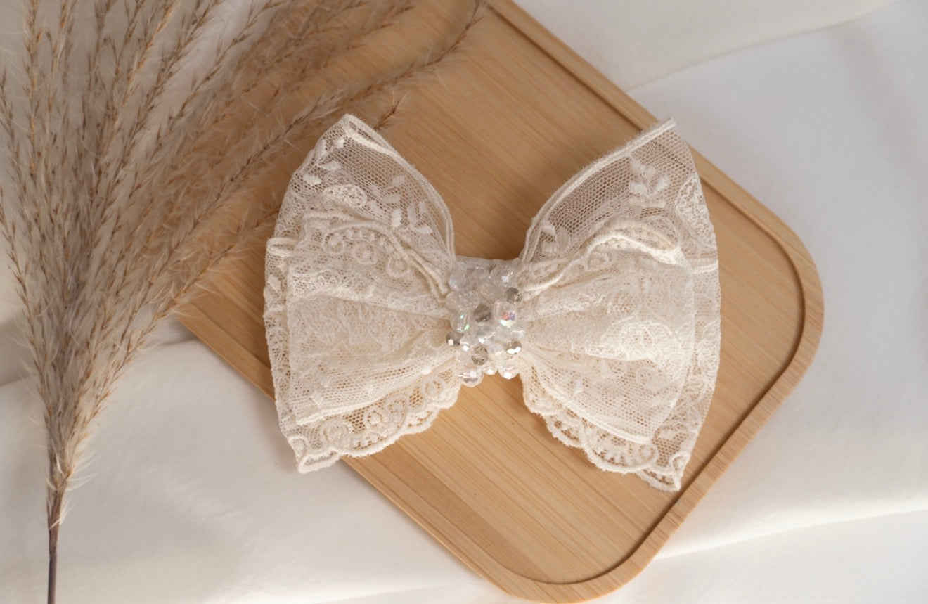 Bentiță Ivory Grace