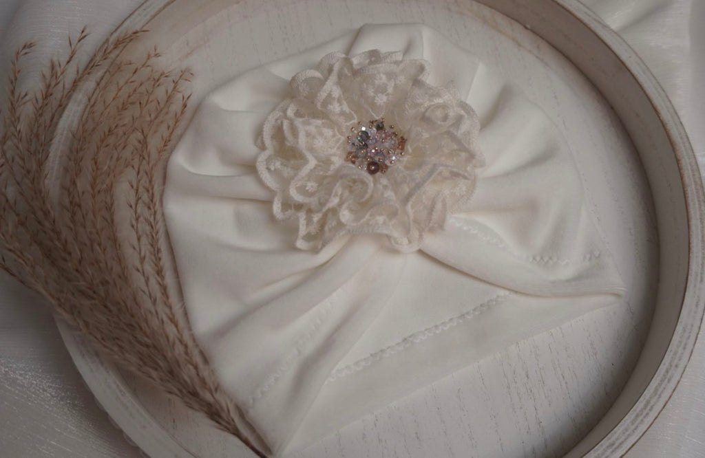 Turban White Blossom