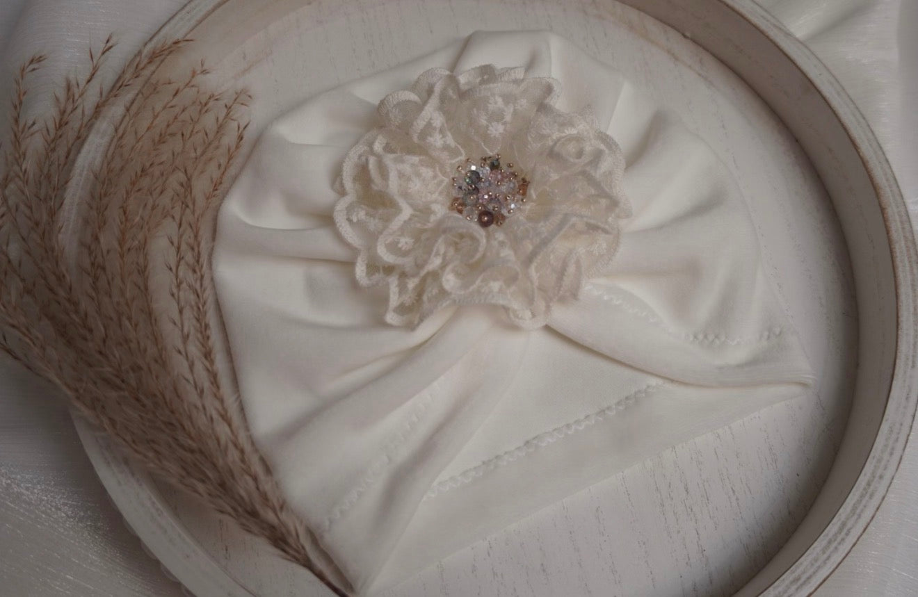 Turban White Blossom